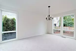 210 141st Ave NE, Bellevue, WA 98007 - Photo 8
