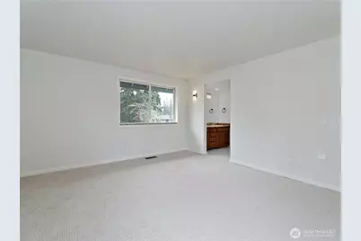 210 141st Avenue NE, Bellevue, WA 98007 - Photo 18