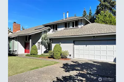 210 141st Avenue NE, Bellevue, WA 98007 - Photo 2