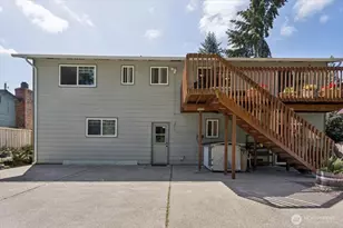 20819 53rd Ave W, Lynnwood, WA 98036 - Photo 2