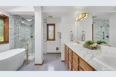 6163 93rd Avenue SE, Mercer Island, WA 98040 - Photo 24