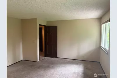 24404 SE Mirrormont Boulevard, Issaquah, WA 98027 - Photo 22