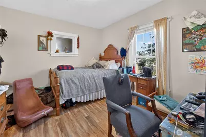 237 W Third Street, Port Angeles, WA 98362 - Photo 18