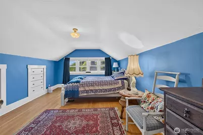 237 W Third Street, Port Angeles, WA 98362 - Photo 30