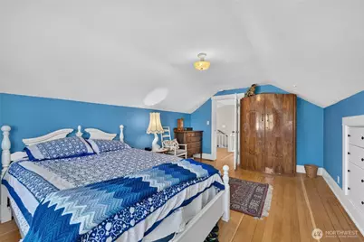 237 W Third Street, Port Angeles, WA 98362 - Photo 32