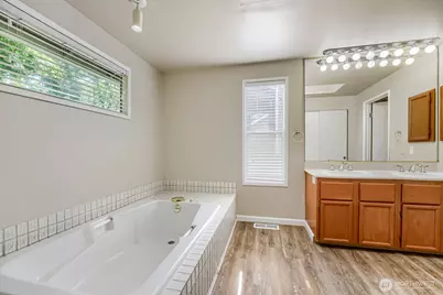 22206 SE 250th Street, Maple Valley, WA 98038 - Photo 16