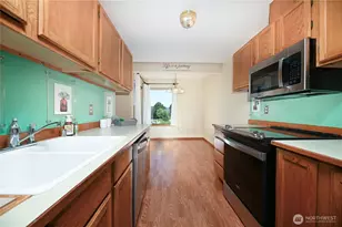 101 Pine Ave, Snohomish, WA 98290 - Photo 14