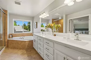 16105 Northup Way, Bellevue, WA 98008 - Photo 26