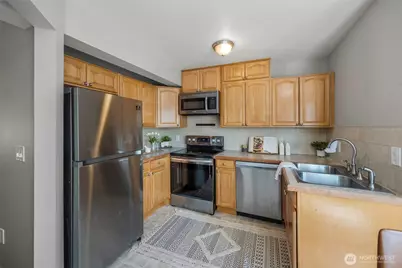 10 E Casino Road #4, Everett, WA 98208 - Photo 8