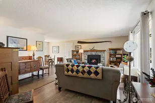 1603 25th St, Anacortes, WA 98221 - Photo 4
