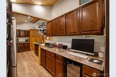 33620 45th Avenue Ct E, Eatonville, WA 98328 - Photo 6