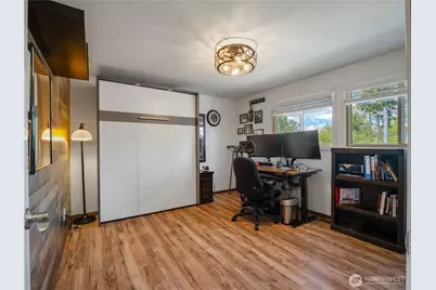 33620 45th Avenue Ct E, Eatonville, WA 98328 - Photo 14