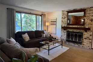 745 SW 13th Ave, Oak Harbor, WA 98277 - Photo 2