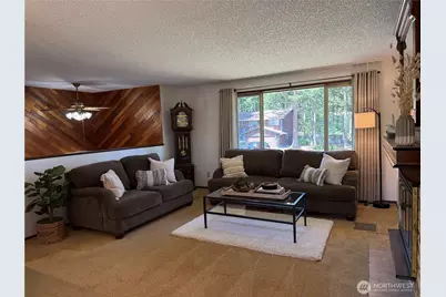 745 SW 13th Avenue, Oak Harbor, WA 98277 - Photo 4