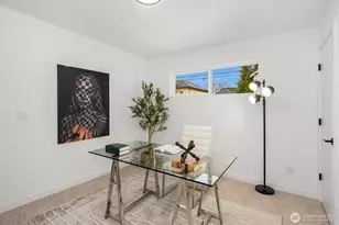 2340 N 64th St, Seattle, WA 98103 - Photo 8