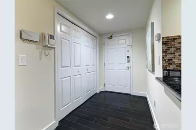 11011 NE 12th Street #202, Bellevue, WA 98004 - Photo 12