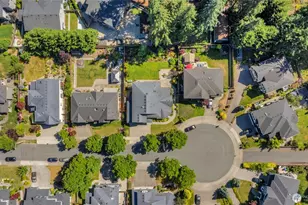 216 233rd Pl SE, Bothell, WA 98021 - Photo 2