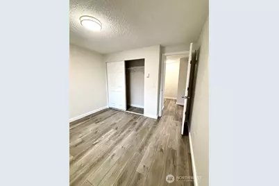 911 30th Street NE, Auburn, WA 98002 - Photo 8