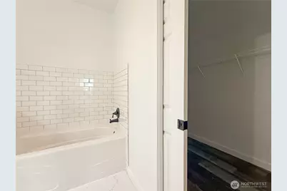 12208 NE 24th Street #124, Bellevue, WA 98005 - Photo 14