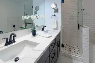 12208 NE 24th St, Bellevue, WA 98005 - Photo 16