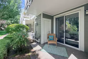 12208 NE 24th St, Bellevue, WA 98005 - Photo 22
