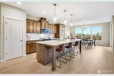 225 E 24th Avenue, La Center, WA 98629 - Photo 8