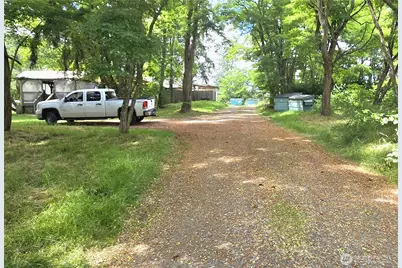 704 W Yelm Avenue, Yelm, WA 98597 - Photo 38
