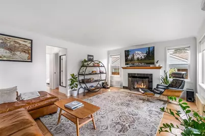 1705 N 82nd Street, Seattle, WA 98103 - Photo 2