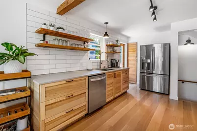 1705 N 82nd Street, Seattle, WA 98103 - Photo 8