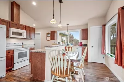 189 Trout Lakes, Castle Rock, WA 98611 - Photo 14