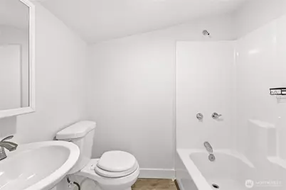8823 S Yakima Avenue, Tacoma, WA 98444 - Photo 34