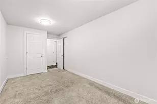 8823 S Yakima Ave, Tacoma, WA 98444 - Photo 14