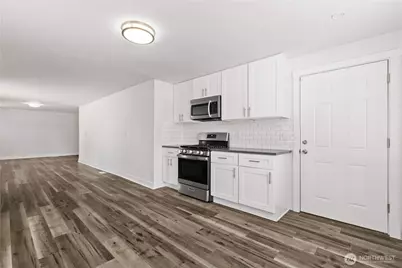 8823 S Yakima Avenue, Tacoma, WA 98444 - Photo 8