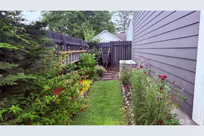 5010 L Place, Seaview, WA 98644 - Photo 32
