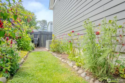 5010 L Place, Seaview, WA 98644 - Photo 22
