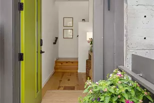 203 Madrona Way NE, Bainbridge Island, WA 98110 - Photo 2