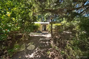13753 Stone Ave N, Seattle, WA 98133 - Photo 4