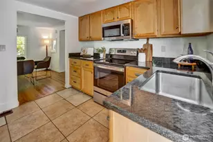 13753 Stone Ave N, Seattle, WA 98133 - Photo 16