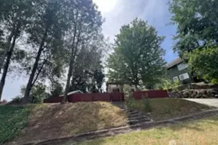 3121 Preble St, Bremerton, WA 98312 - Photo 2