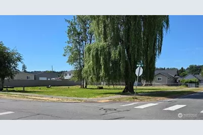 105 SW 3rd Street, South Prairie, WA 98385 - Photo 2