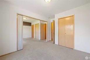 996 SE Admiral Pl, College Place, WA 99324 - Photo 12
