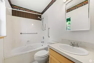 996 SE Admiral Pl, College Place, WA 99324 - Photo 14