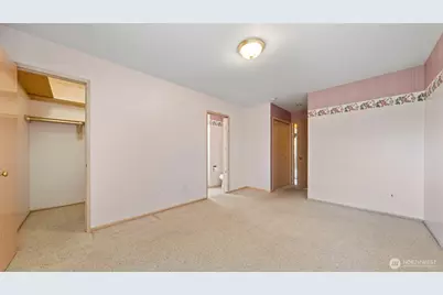 996 SE Admiral Place, College Place, WA 99324 - Photo 16