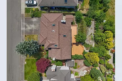 1529 Ilwaco Avenue NE, Renton, WA 98059 - Photo 34