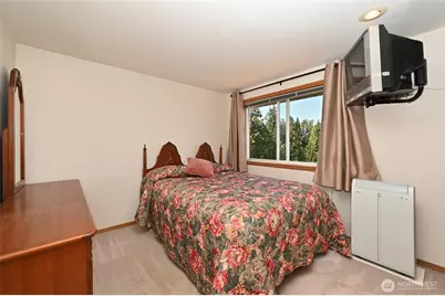 1529 Ilwaco Avenue NE, Renton, WA 98059 - Photo 22