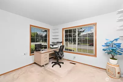 1529 Ilwaco Avenue NE, Renton, WA 98059 - Photo 14