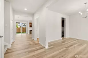 902 Bodie Street SE, Lacey, WA 98513 - Photo 6