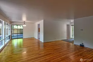 8808 SE 54th SE, Mercer Island, WA 98040 - Photo 24