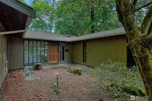 8808 SE 54th SE, Mercer Island, WA 98040 - Photo 4