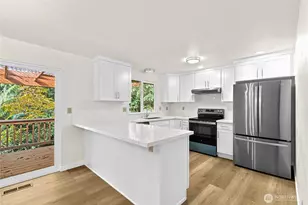 12718 SE 184th Pl, Renton, WA 98058 - Photo 10